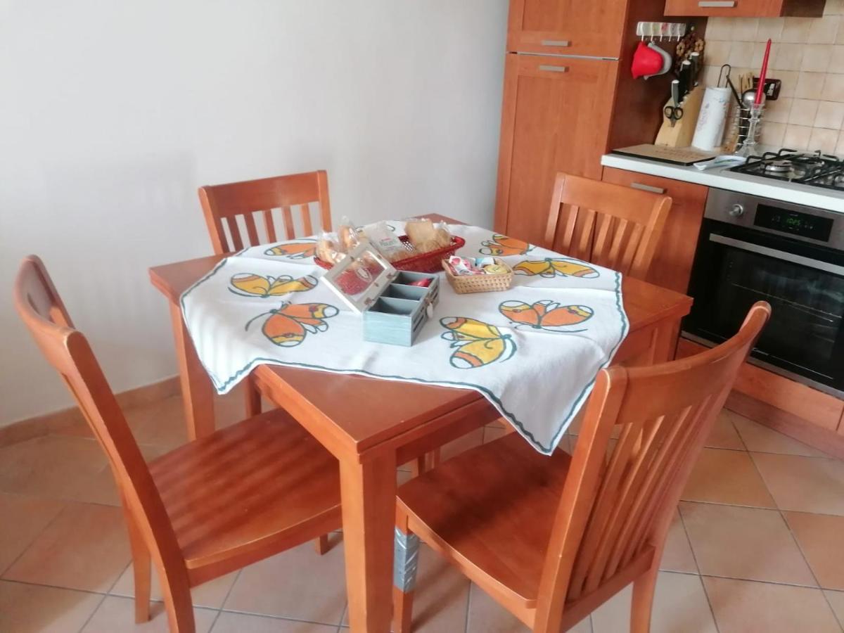 Centro 44 Apartment Viterbo Bagian luar foto