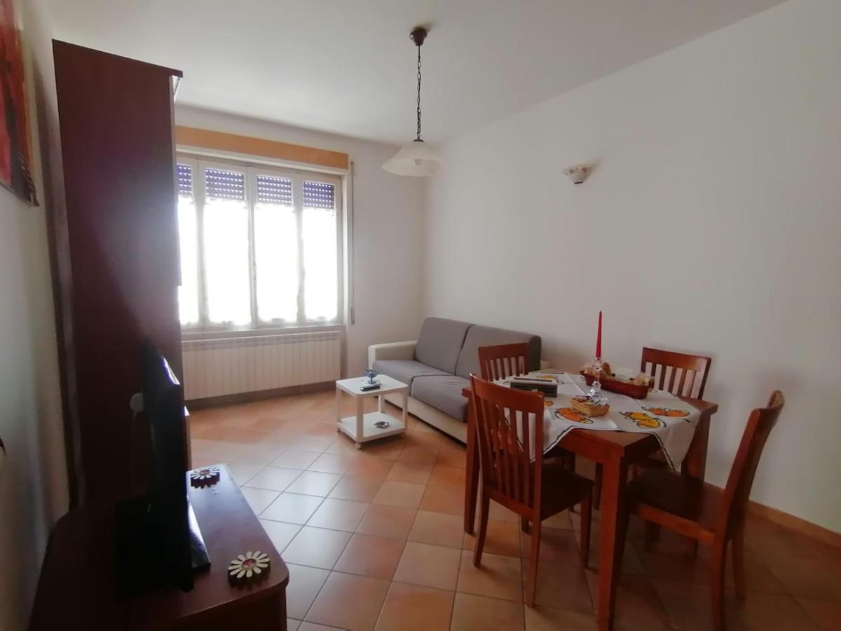 Centro 44 Apartment Viterbo Bagian luar foto